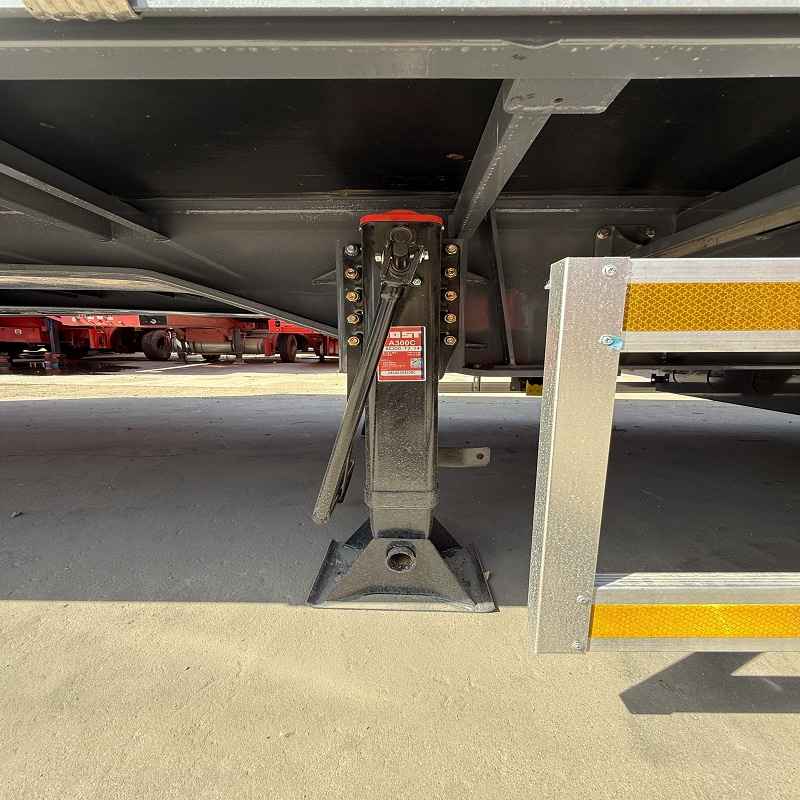 4-axis container curtain truck - Image 13