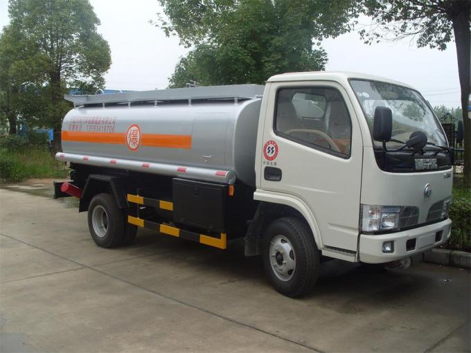 White 20 square oil tanker truck