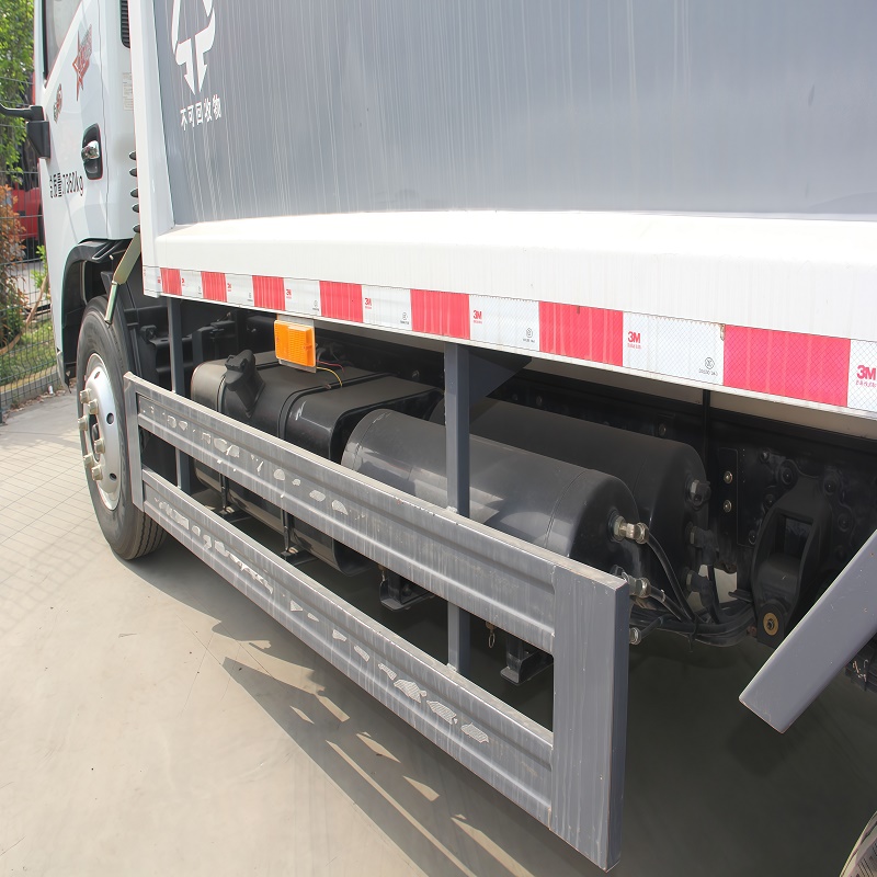 Compressed sanitation truck - Image 5