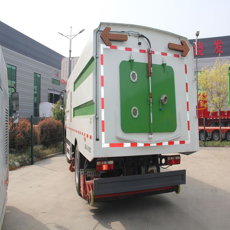 Sanitation Vehicle - Image 4